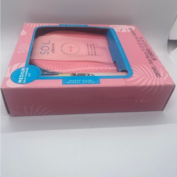 Sol by Jergens Medium Self Tanning Kit with Applicator Mitt - Picture 4 of 4